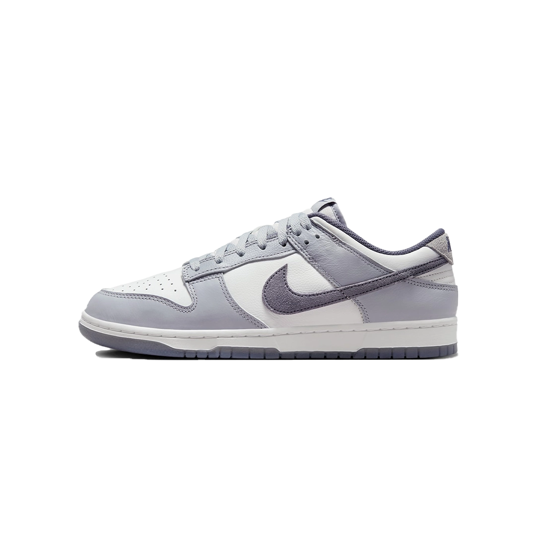 Nike Dunk Low SE Light Carbon