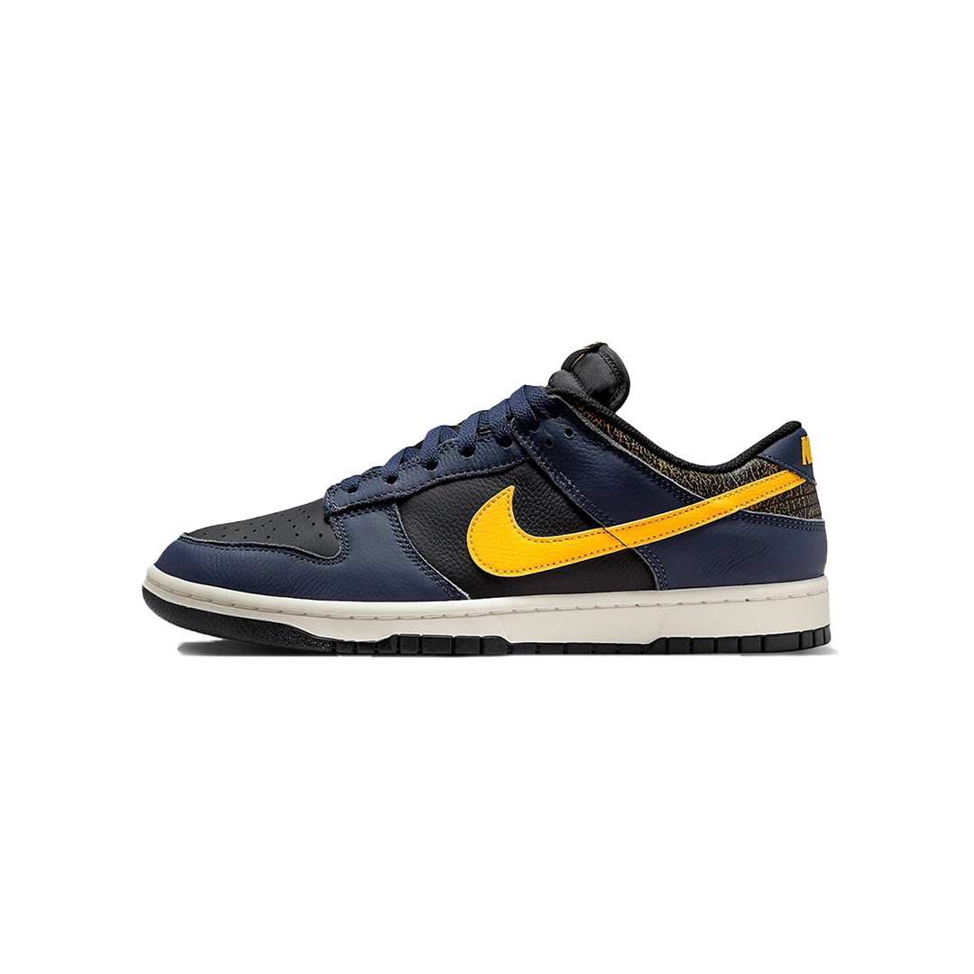 Nike Dunk Low Vintage Michigan