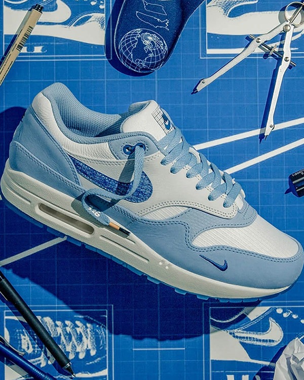 NIKE AIR MAX 1 PREMIUM BLUEPRINT