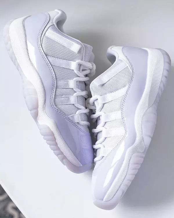 Jordan 11 Retro Low Pure Violet (W)