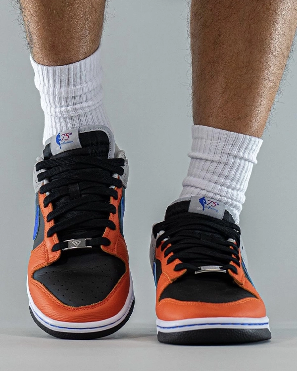 Nike Dunk Low EMB NBA 75th Anniversary Knicks