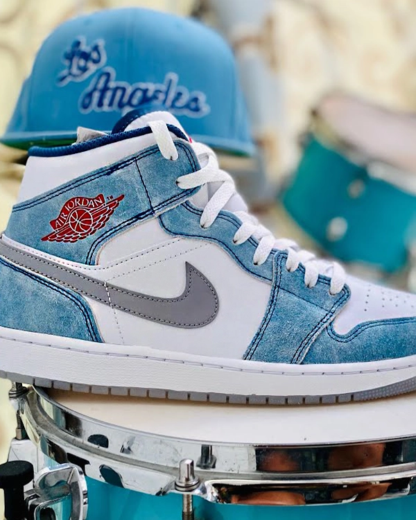 Jordan 1 Mid French Blue Fire Red
