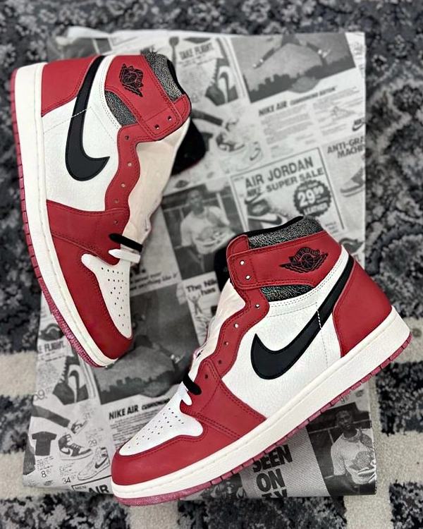 Jordan 1 Retro High OG Lost and Found