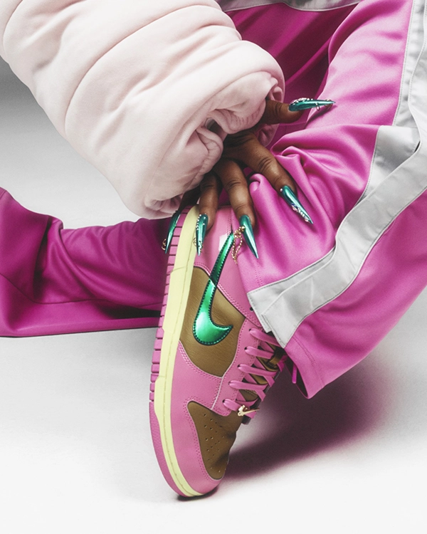 Nike Dunk Low QS Parris Goebel (W)