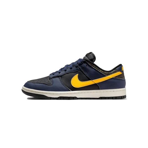 Nike Dunk Low Vintage Michigan