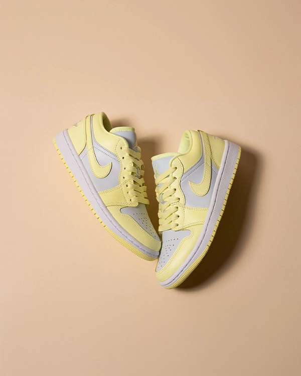 Jordan 1 Low Lemonade (W)