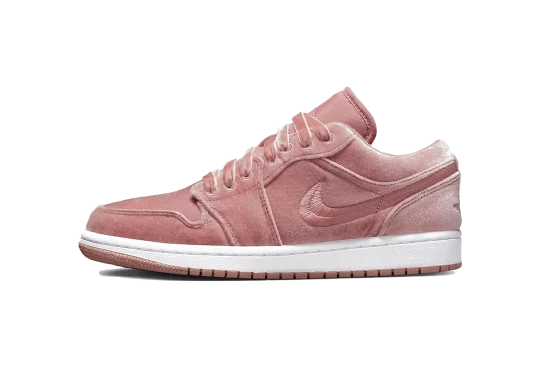 Air Jordan 1 Low SE Pink Velvet (W)