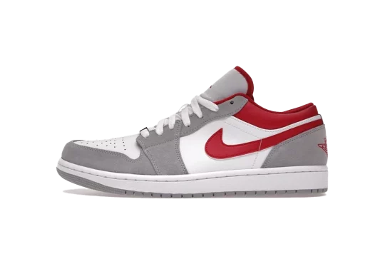 JORDAN 1 LOW SE LIGHT SMOKE GREY GYM RED