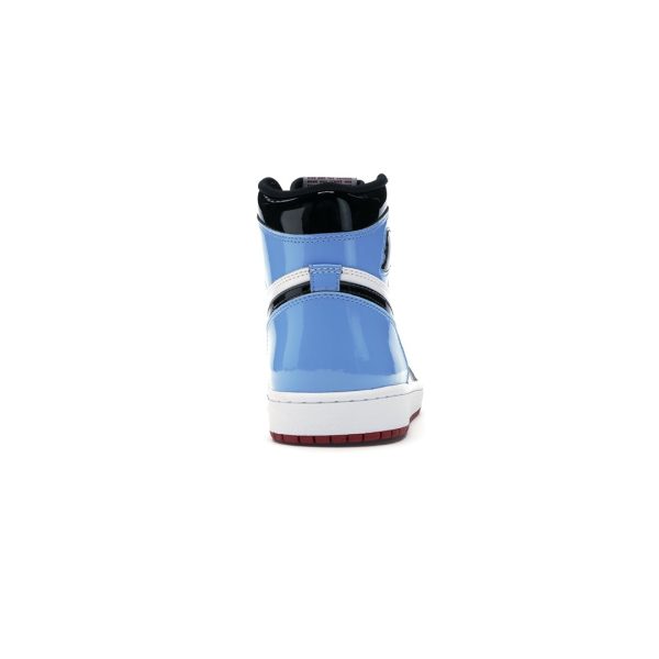 JORDAN 1 RETRO HIGH FEARLESS UNC CHICAGO