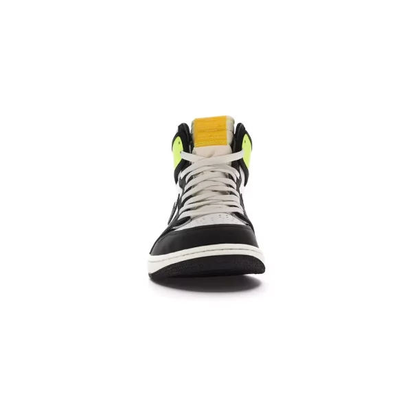 JORDAN 1 RETRO HIGH WHITE BLACK VOLT UNIVERSITY GOLD