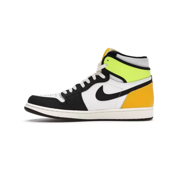 JORDAN 1 RETRO HIGH WHITE BLACK VOLT UNIVERSITY GOLD