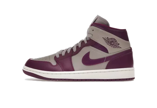 Jordan 1 Mid Magenta (2022) (W)