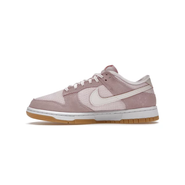 Nike Dunk Low Teddy Bear (W)