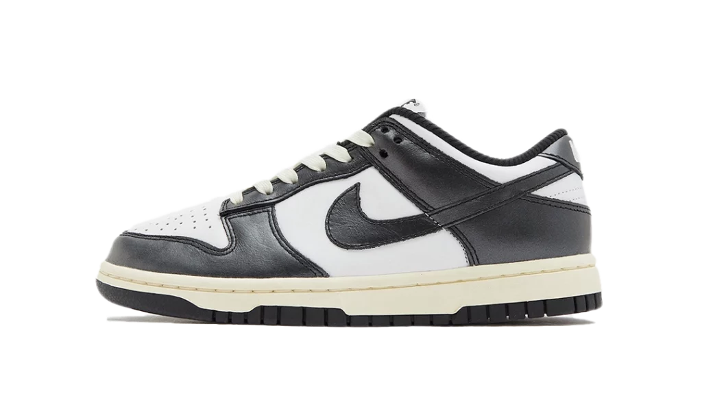 Nike Dunk Low Vintage Panda (W)