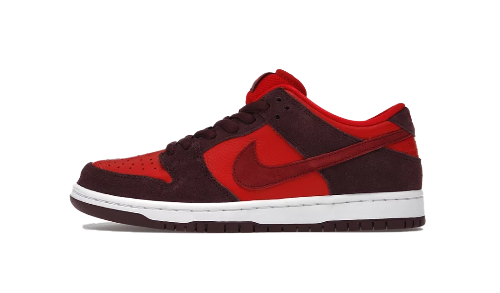 Nike SB Dunk Low Cherry