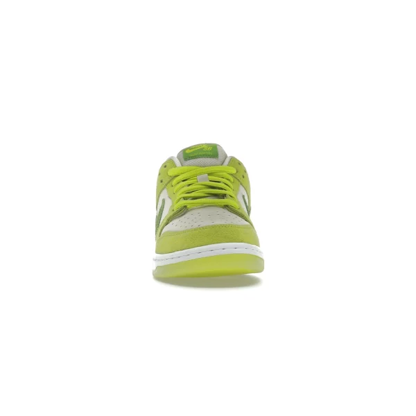 Nike SB Dunk Low Green Apple