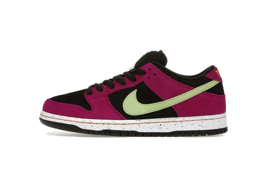 Nike SB Dunk Low Pro ACG Terra Red Plum