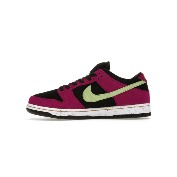 Nike SB Dunk Low Pro ACG Terra Red Plum