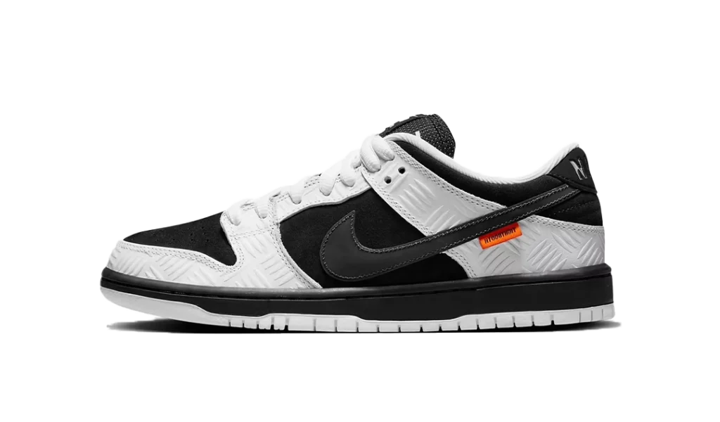 Nike SB Dunk Low TIGHTBOOTH