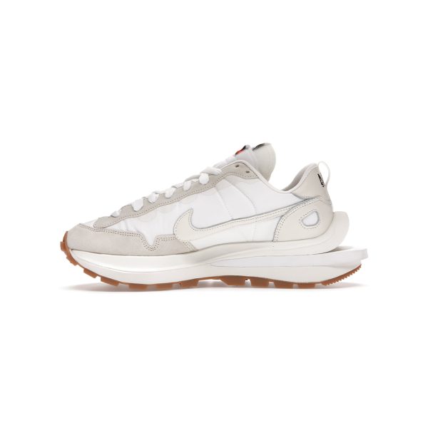 Nike Vaporwaffle sacai Sail Gum